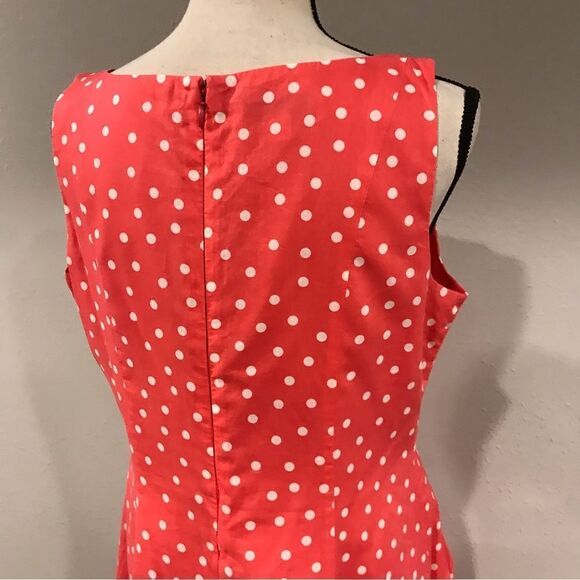 Sleeveless v-neck dot print dress - Picture 7 of 12